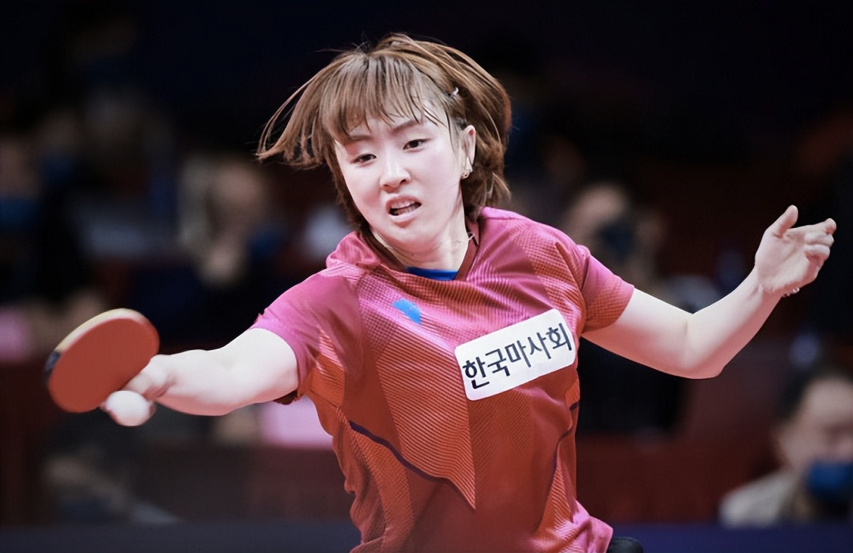 JackeyLove在利物浦比赛中反败为胜，比赛规则变更引发热议！比赛高潮迭起的简单介绍