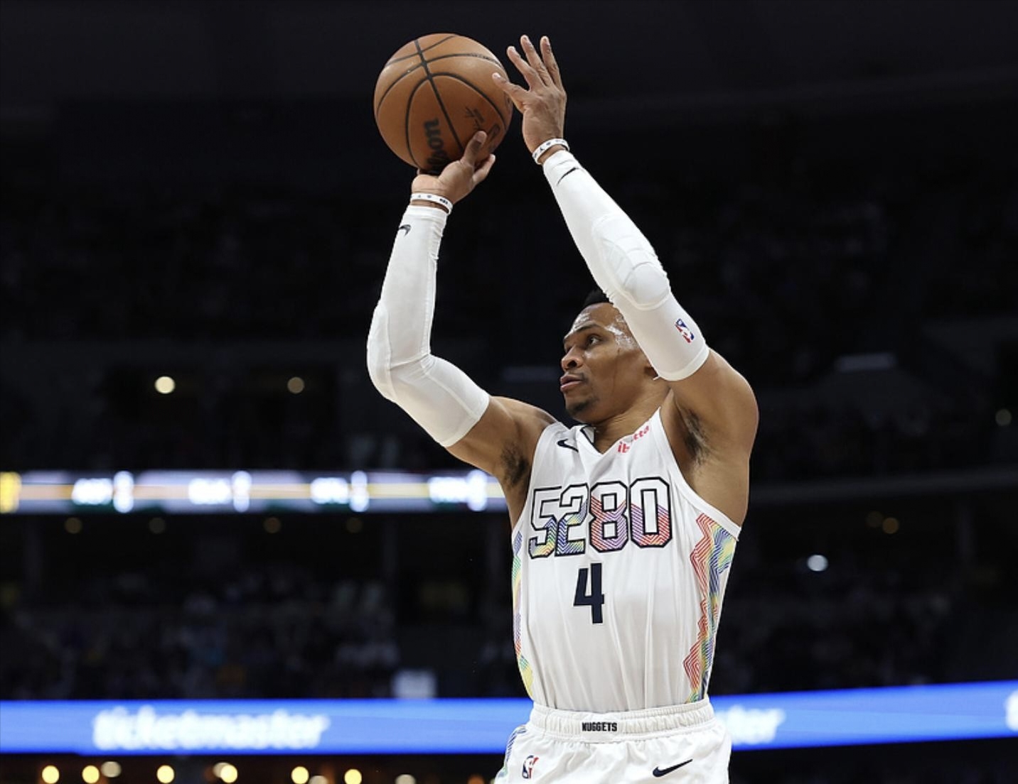 掘金引发争议！，穆雷官方宣布险胜新规赛场气氛高涨(穆雷掘金复出)