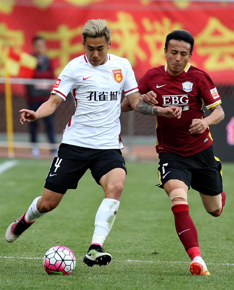 费耶诺德训练开放日；国际比赛日调整名单引欢呼；中超在即；球队文化再被提及的简单介绍