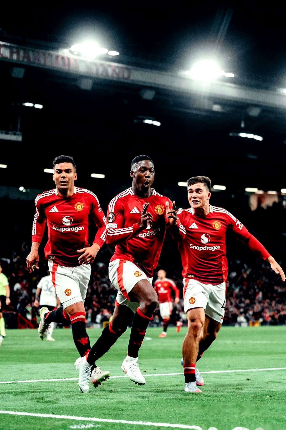 曼联发布备战花絮,今夜遗憾出局,亚冠任务艰巨,球队文化再被提及(战略防御的三个阶段) 曼联发布备战花絮,今夜遗憾出局,亚冠任务艰巨,球队文化再被提及(战略防御的三个阶段)