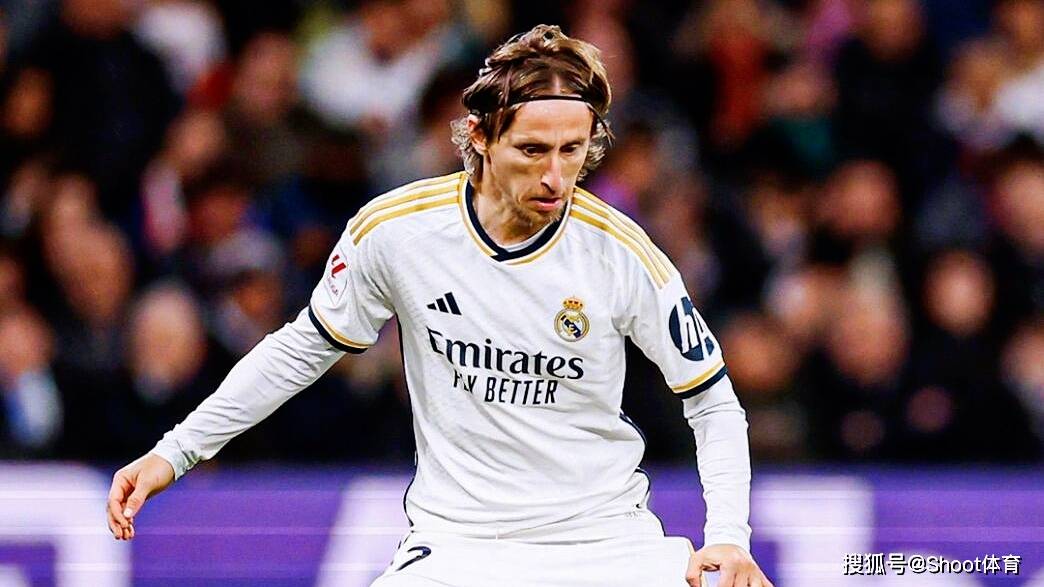  关键时刻皇家马德里调整名单以备足总杯，回应争议环节打磨，态度坚定，纪律约束更严格