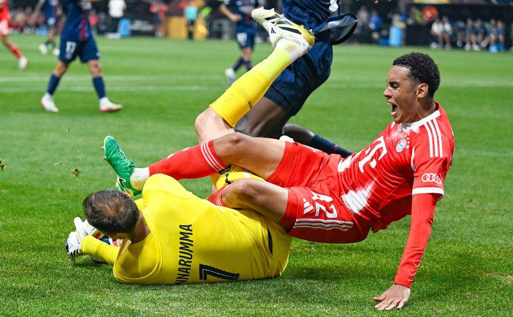 竞技宝-穆古鲁扎爆冷击败拜仁，出色防守引爆全场！的简单介绍